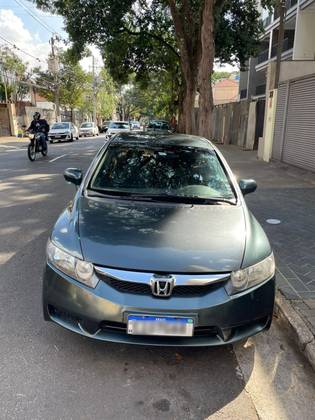 HONDA CIVIC 1.8 LXS 16V FLEX 4P AUTOMÁTICO